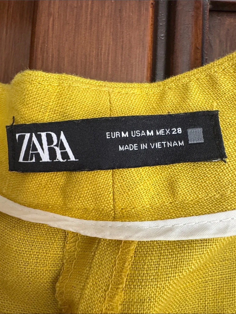 Zara Women's Bright Yellow Linen Chinos